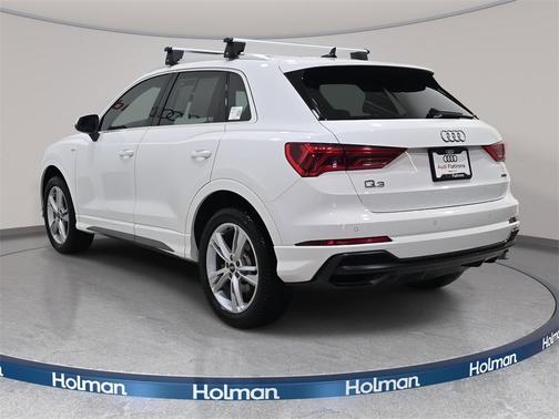 2022 Audi Q3 45 S line Premium