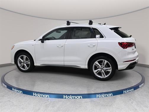 2022 Audi Q3 45 S line Premium