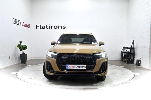 2025 Audi Q7 45 Premium Plus