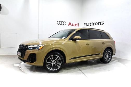 2025 Audi Q7 45 Premium Plus