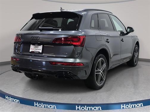 2025 Audi Q5 55 S line quattro Premium
