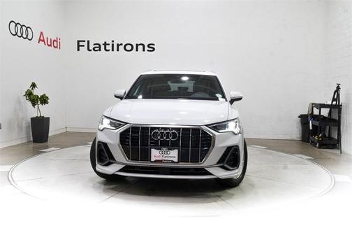 2025 Audi Q3 45 S line Premium