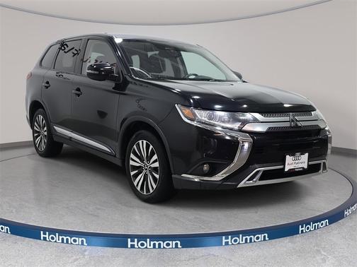 2020 Mitsubishi Outlander SE