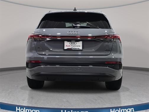 2024 Audi Q4 e-tron 55 quattro Premium