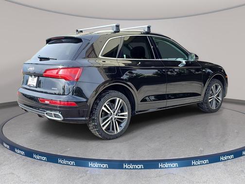Brilliant Black 2020 Audi Q5 e 55 Premium
