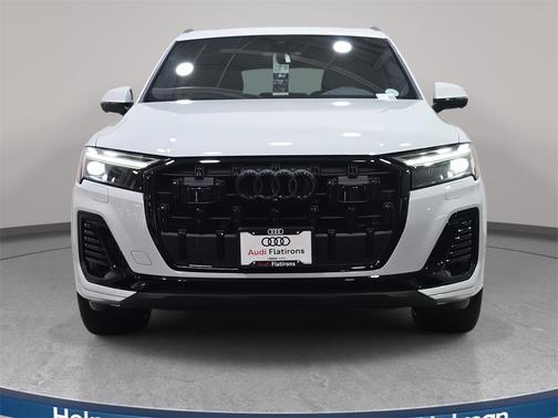2025 Audi Q7 55 Premium Plus