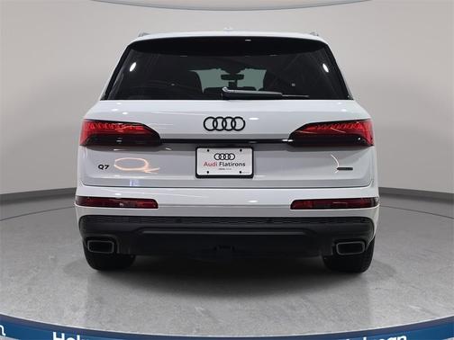 2025 Audi Q7 55 Premium Plus