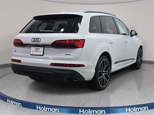 2025 Audi Q7 55 Premium Plus
