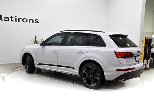 2025 Audi Q7 55 Premium Plus