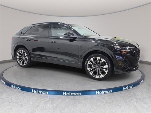 2025 Audi Q8 55 Premium