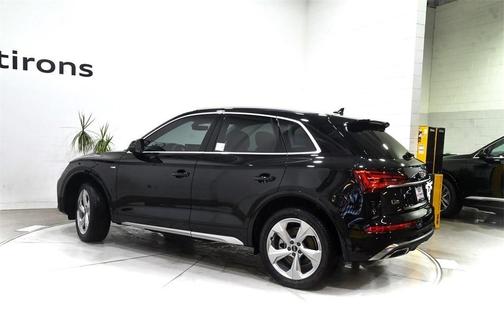 2025 Audi Q5 45 S line quattro Premium