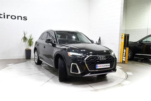2025 Audi Q5 45 S line quattro Premium