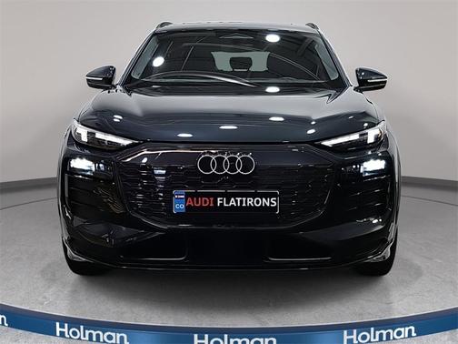 2025 Audi Q6 e-tron Premium