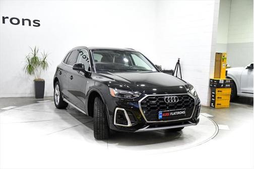 2025 Audi Q5 Premium Plus 45 TFSI S line quattro S tronic