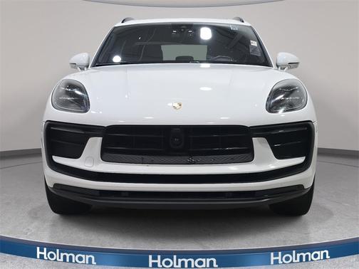 2022 Porsche Macan Base