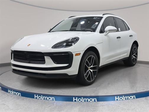2022 Porsche Macan Base