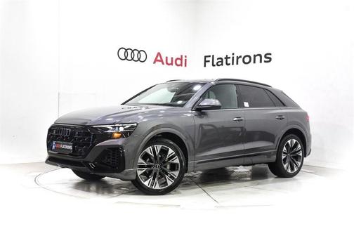 2025 Audi Q8 55 Premium