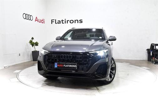 2025 Audi Q8 55 Premium