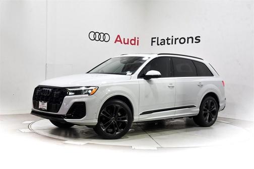2025 Audi Q7 55 Premium Plus