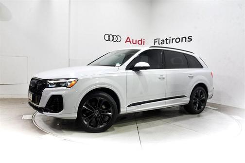 2025 Audi Q7 55 Premium Plus