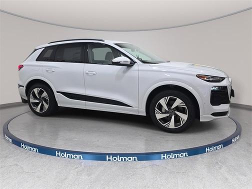 2025 Audi Q6 e-tron Premium