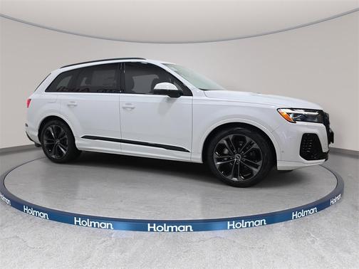 2025 Audi Q7 55 Premium Plus