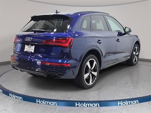 2022 Audi Q5 45 S line Prestige