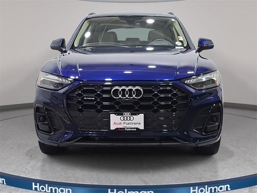2022 Audi Q5 45 S line Prestige