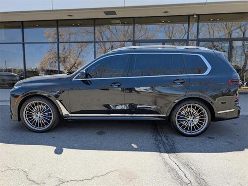 2024 BMW ALPINA XB7 Base