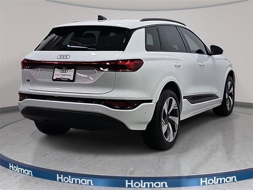 2025 Audi Q6 e-tron Premium