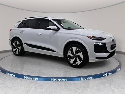 2025 Audi Q6 e-tron Premium