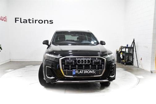 2025 Audi Q7 45 Premium