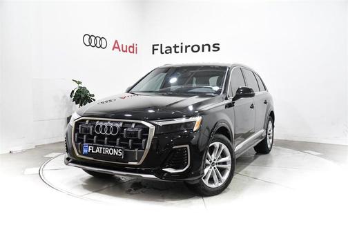 2025 Audi Q7 45 Premium