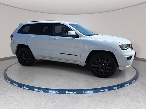 Bright White Clearcoat 2018 Jeep Grand Cherokee Altitude