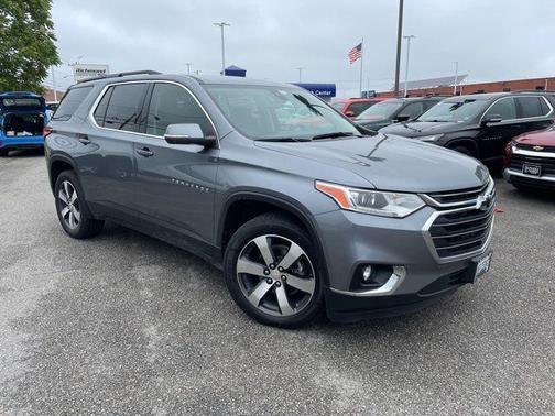 2021 Chevrolet Traverse LT Leather