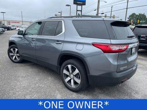 2021 Chevrolet Traverse LT Leather