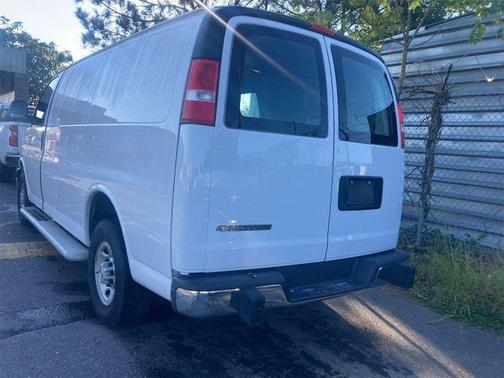 2024 Chevrolet Express 2500 RWD 2500 Regular Wheelbase WT