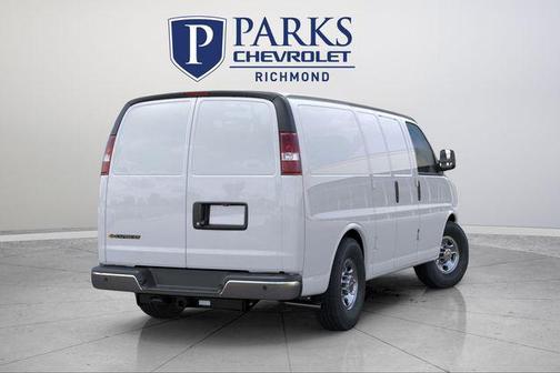 2025 Chevrolet Express 2500 RWD 2500 Regular Wheelbase WT
