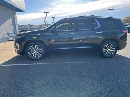 2022 Chevrolet Traverse High Country