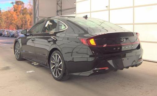 2023 Hyundai SONATA Limited