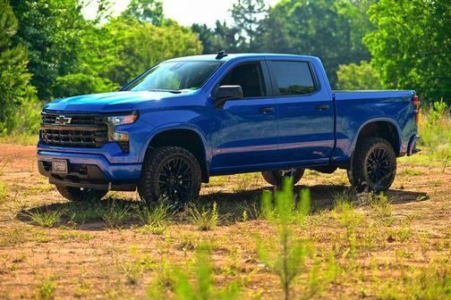 2025 Chevrolet Silverado 1500 Custom