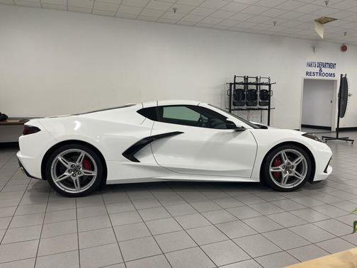 2024 Chevrolet Corvette Stingray w/1LT