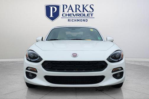 2019 FIAT 124 Spider Base