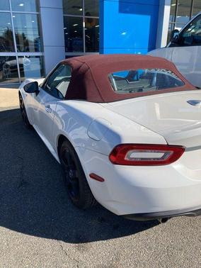 2019 FIAT 124 Spider Base