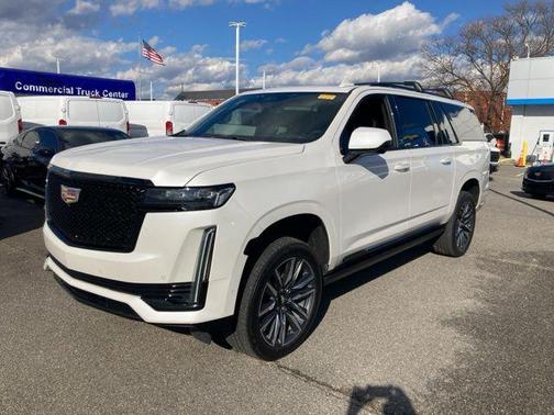 2023 Cadillac Escalade ESV Sport