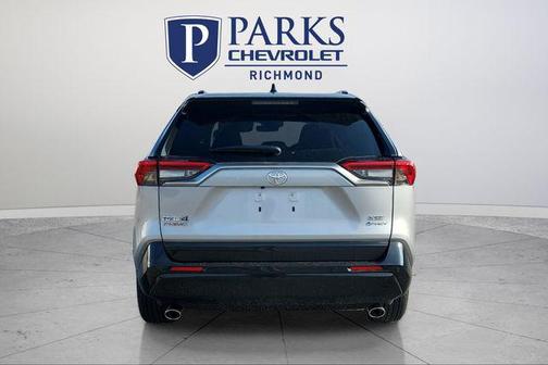 2025 Toyota RAV4 Hybrid SE