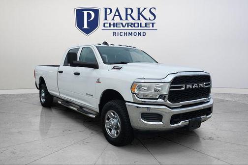 2020 RAM 3500 Tradesman Crew Cab 4x4 8' Box
