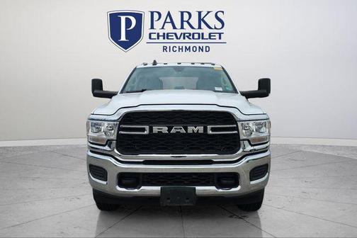 2020 RAM 3500 Tradesman Crew Cab 4x4 8' Box