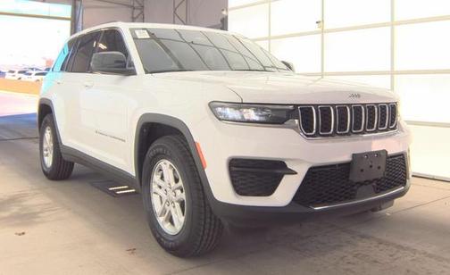 2022 Jeep Grand Cherokee Laredo