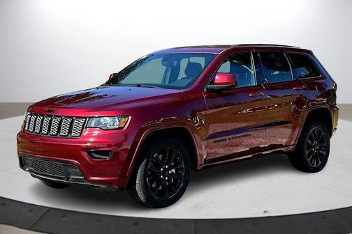 2022 Jeep Grand Cherokee Laredo